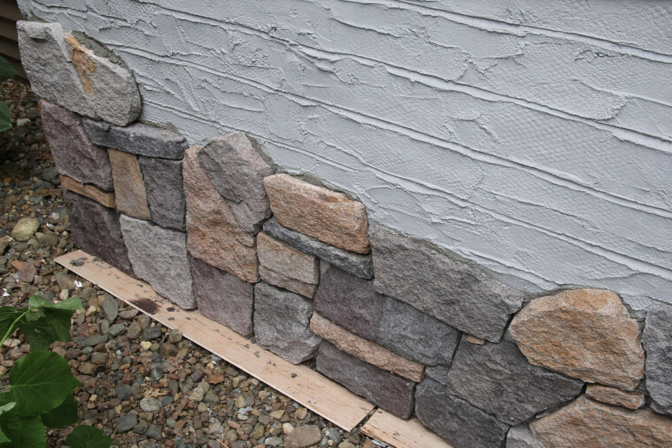 Stone veneer installation